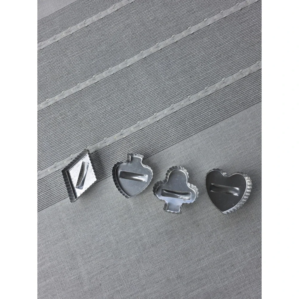 VTG Aluminum Cookie Cutter Molds Scalloped Heart Clover Diamond Club 4 Card Suit
